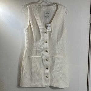 Abercrombie & Fitch BNWT White Textured Mini Dress Women’s sz Small Petite